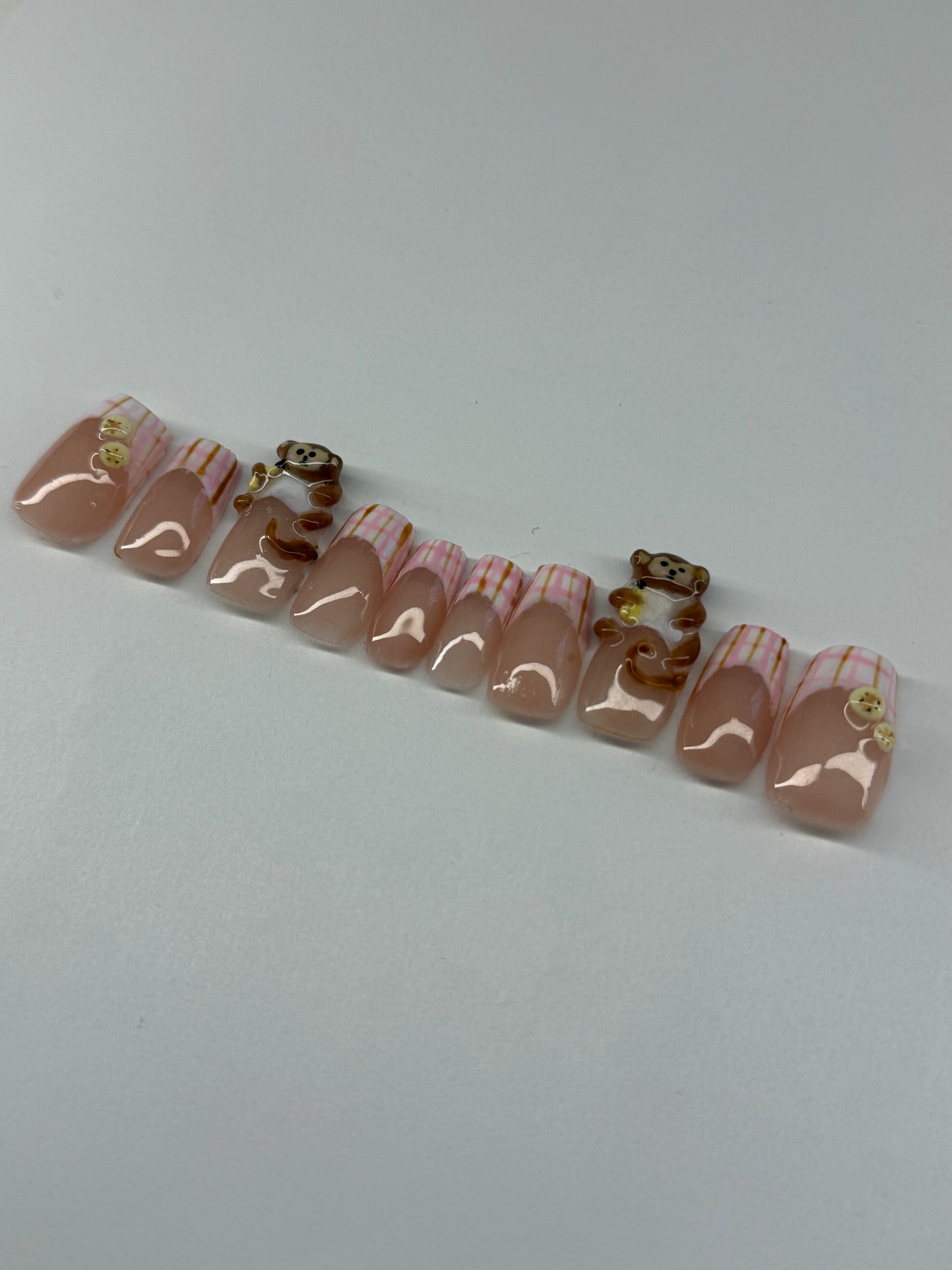 Viral Monkey Nails