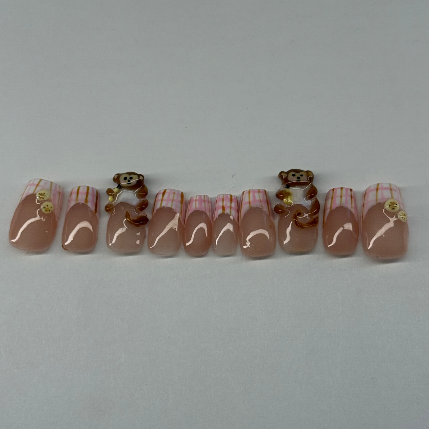 Viral Monkey Nails