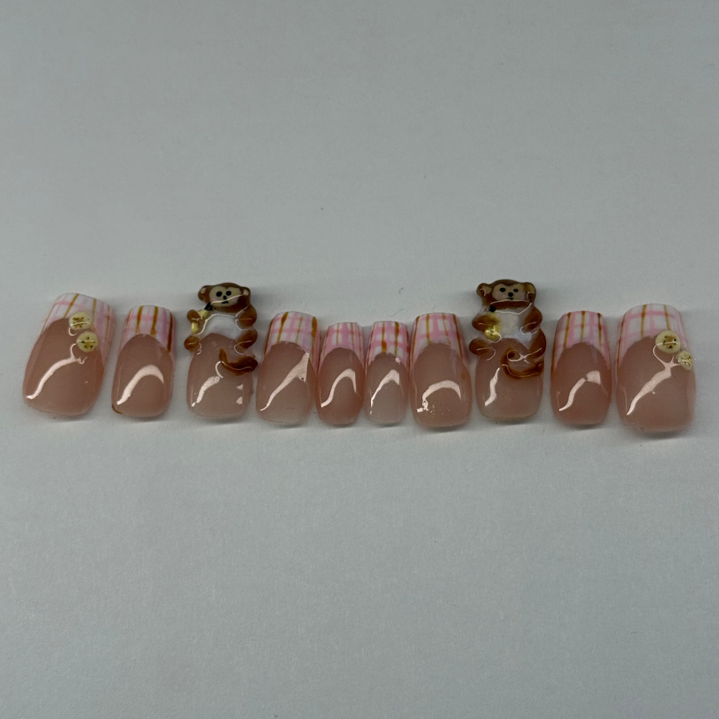 Viral Monkey Nails